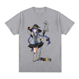 LITTLE BLUE POSE TEE