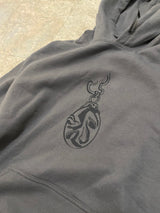 VINTAGE-KAPUZENPULLI MIT TOTENKOPF
