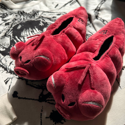 CURSE WORM FLUFFY SLIPPERS
