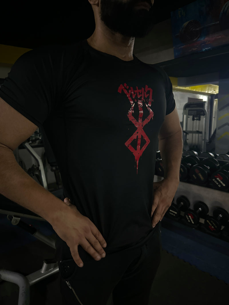 SCHWARZES SWORDSMAN-KOMPRESSIONSSHIRT MIT KURZEN ÄRMELN